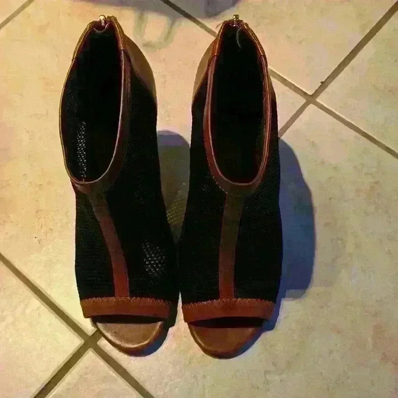 🌻Cole Haan Adella Mesh Leather Bootie Peep Toe 8.5 - Picture 3 of 6